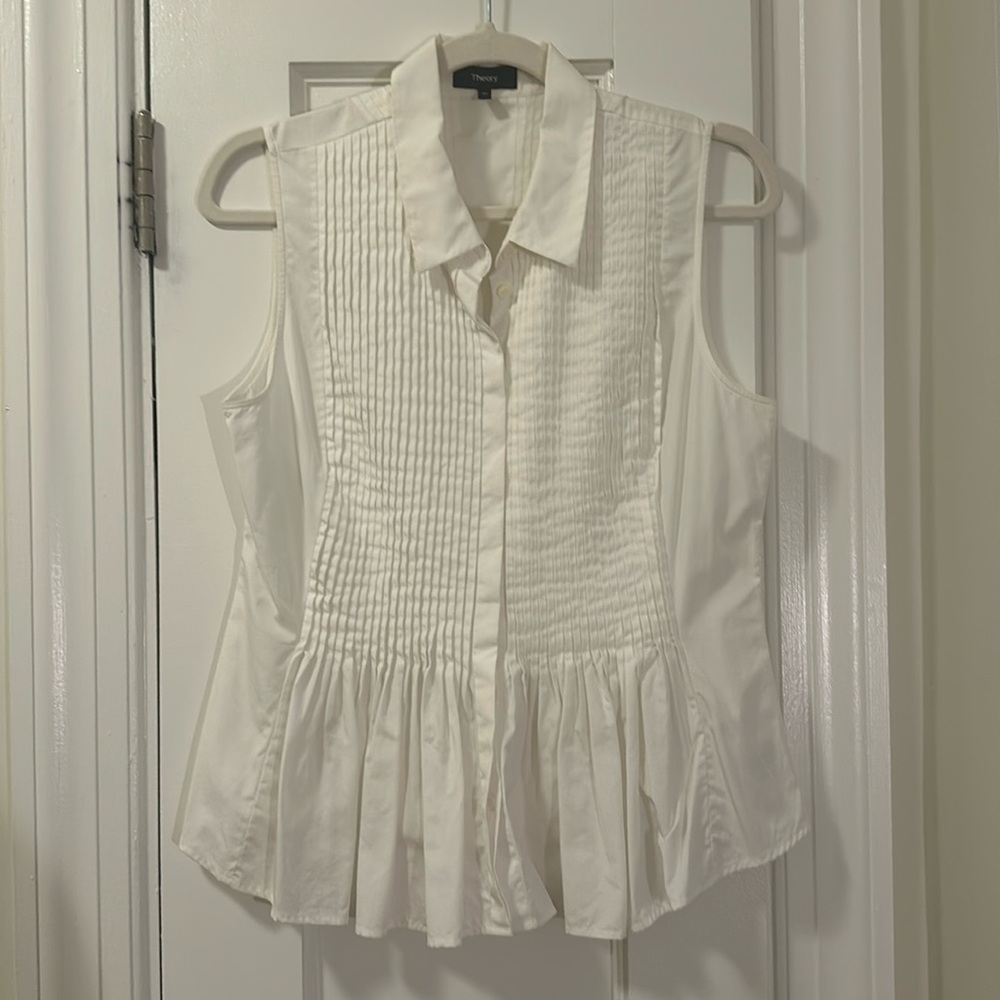 Theory Sleeveless Tuxedo-Style Button Down